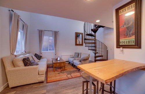 Sterling House | Kenai River Retreat about 4 Mi to Morgans Landing!