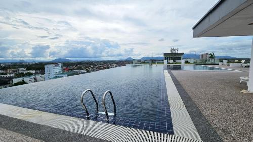 Batu Lintang Apartment | Kenyalang Kozi Square 3S Homestay