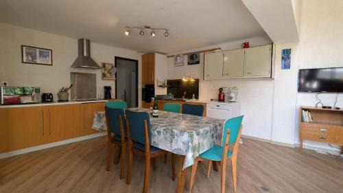 Tredrez-Locquemeau House | Kerfolie