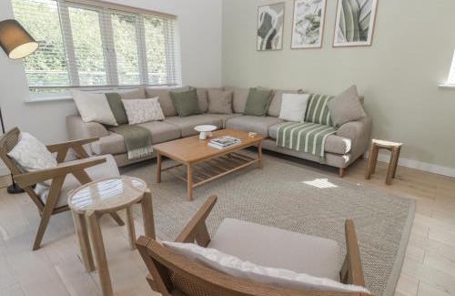 Mylor House | Kerrek Lodge