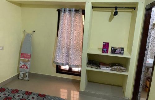 Kukatpalli Apartment | KesarHomes-HomeStay- FLT202-2nd Flr-2BHK-APT-AC-Lift-Kukatpally