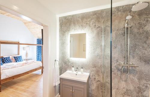 Newton Stewart House | Kestrel Lodge 2 with Hot Tub