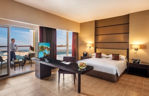 Abu Dhabi Hotel | Khalidiya Palace Rayhaan by Rotana