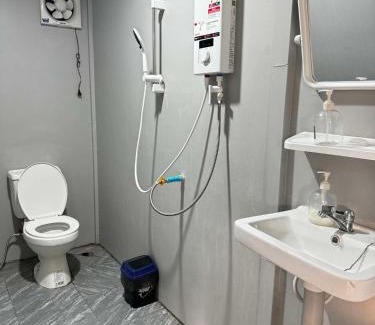 Huai Makhuea Som House | Khaodoihomestay&foods