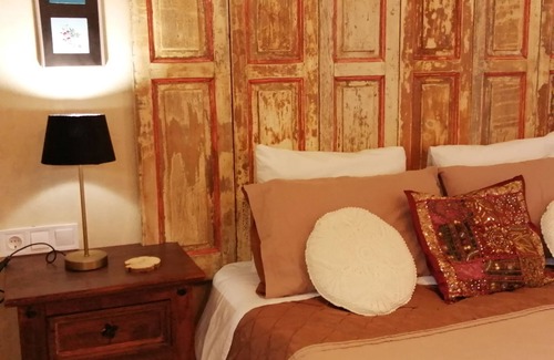 Gaucin Cabin | Khoomtaie Suite by Eco Moyano Posada