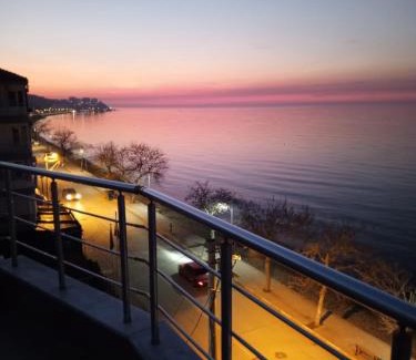 Cinarcik Hotel | KILIÇARSLAN OTEL