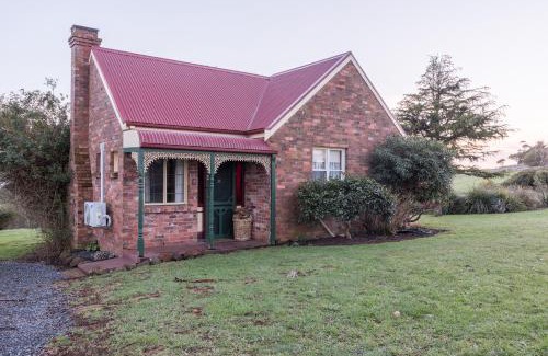 Boat Harbour House | Killynaught Spa Cottages