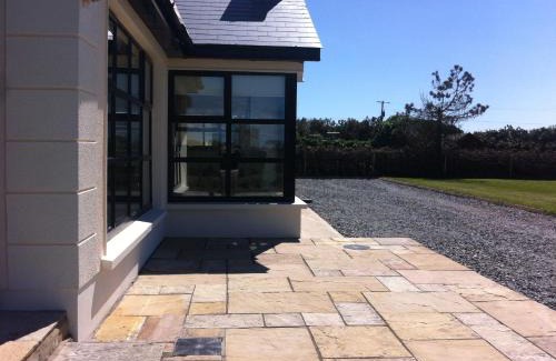 Duncormick House | Kilmore Quay Castleview 1 - 5 Bedroom House