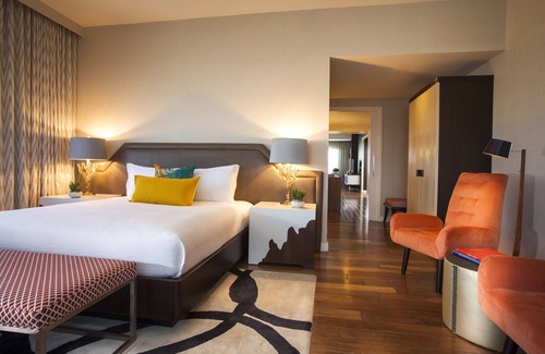 Downtown Phoenix Hotel | Kimpton Hotel Palomar Phoenix Cityscape by IHG
