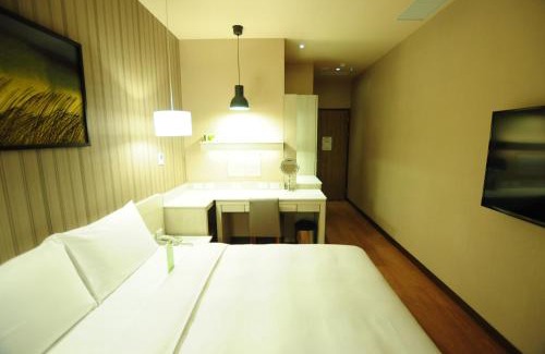 Sanmin Hotel | Kindness Hotel-Jue Ming