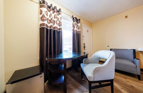 Pasco Hotel | King City Motel by OYO Pasco