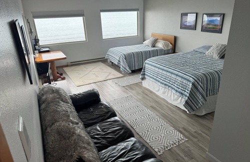 Happy Valley Cabin | King Halibut Lodge