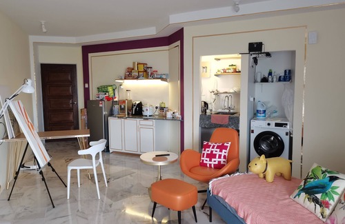 Kampung Pandan Dalam Apartment | King Room with Lake View