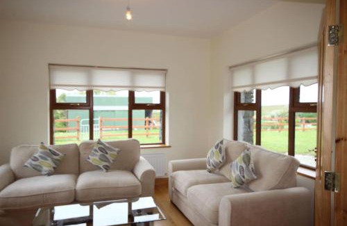 Cleggan House | King's Lodge