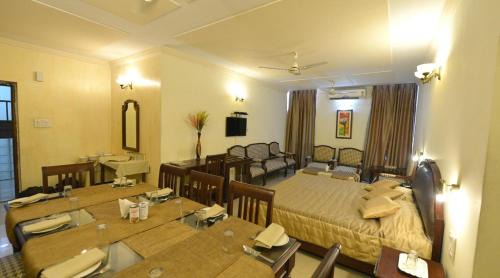 Ambala Hotel | Kingfisher Tourist Resort, Ambala