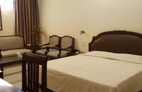 Ambala Hotel | Kingfisher Tourist Resort