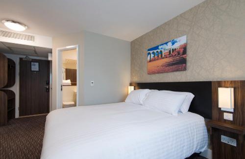 Thorne Hotel | Kings Chamber, Doncaster by Marston's Inns