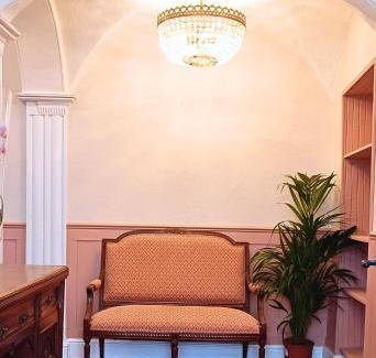 Douglas Promenade House | Kings' House
