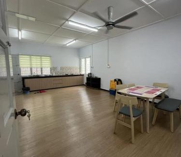 Hulu Selangor Villa | Kiri Kanan Bukit Homestay Kuala Kubu Bahru 左林右舍