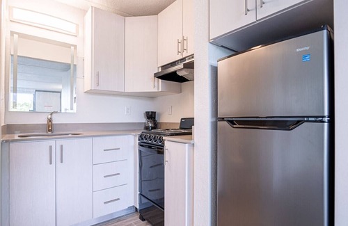 Kissimmee Apartment | Kissimmee Luxury Condo Next to Disney W/Lake view