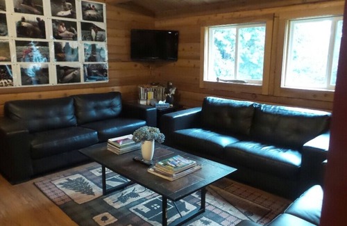 Kitimat Cabin | Kitimat Lodge