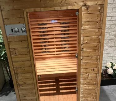 Municipality of Barneveld House | Klassiek veluws huis onder de beuken