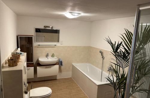 Ober-Ramstadt House | Klassisch Ruhig und Vertrauensvoll Zimmer