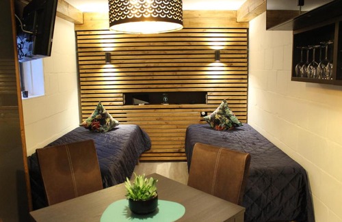 Neu Wulmstorf Apartment | KLEINE SOUTERRAIN WOHNUNG NÄHE HAMBURG