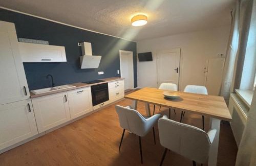 Cottbus Apartment | Kleines Haus in Cottbus-Wilmersdorf ca 80m2