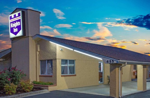 Mount Airy Hotel | Knights Inn Mount Airy