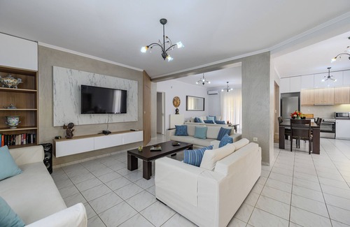 Rethymno Villa | KNOSSOS ESTATE, VILLA PASIFAI, a luxurious private villa with endless pool