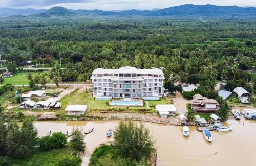 Bang Saphan Hotel | Koh Talu On Shore Hotel & Resort