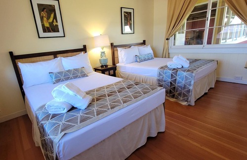 Hawi Hotel | Kohala Village Inn