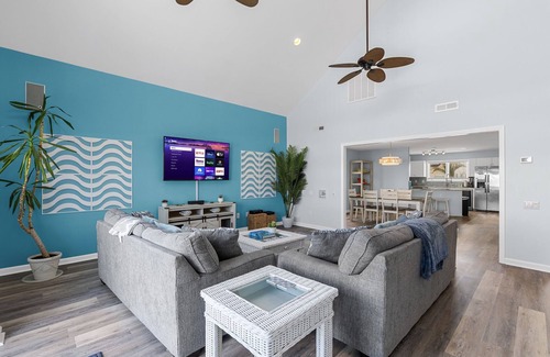 North Myrtle Beach House | Kokomo - 4BR Waterfront w/Rooftop Lookout