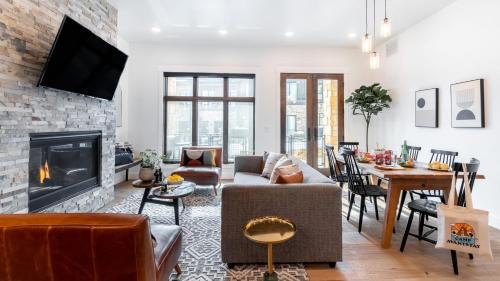 Park City Apartment | Kokopelli by AvantStay Close to the Ski Slopes in this Majestic Home in Park City