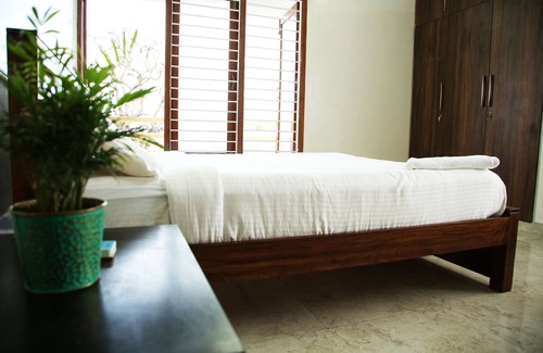 Besant Nagar House | Kolam Elliots Beach