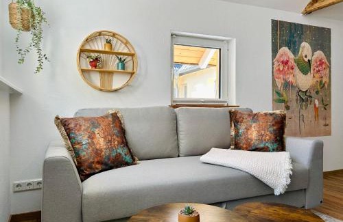 Wehrda Apartment | KOLIBRI - Design Maisonette - Nintendo Switch, Streaming, Bikestore, E-Wallbox