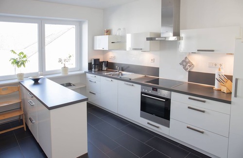 Leiwen Condo | Komfortable, neu Renovierte Few0 im Romantischen Weingut