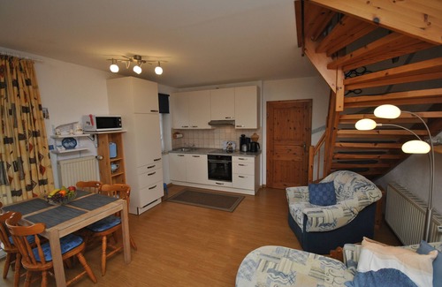 Norderteil House | Komfortables, Helles Steinhaus mit Überdachter Terrasse