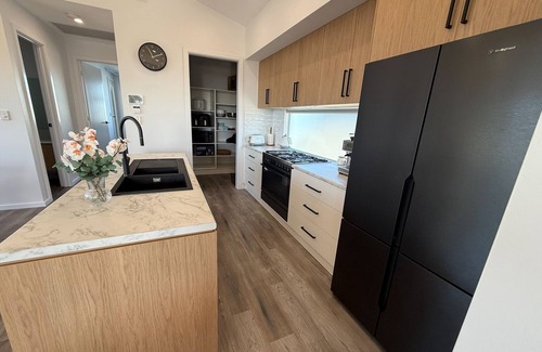 Muloowurtie House | Koolywurtie- Spacious, 5 bedrooms, close to beach!