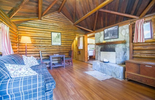 East Kootenay Cabin | Kootenay Park Lodge