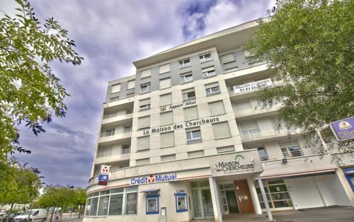Vandoeuvre-les-Nancy Apartment | KOSY Appart'Hôtels - La Maison Des Chercheurs