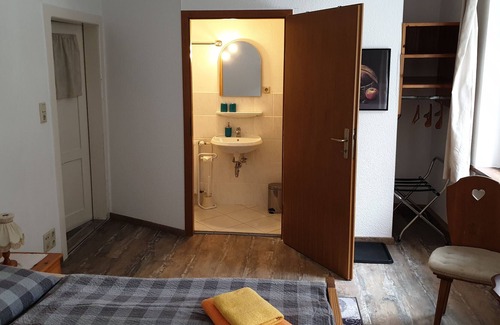 Kottmar House | Kottmarschenke - Gästezimmer & Ferienwohnung am Kottmar