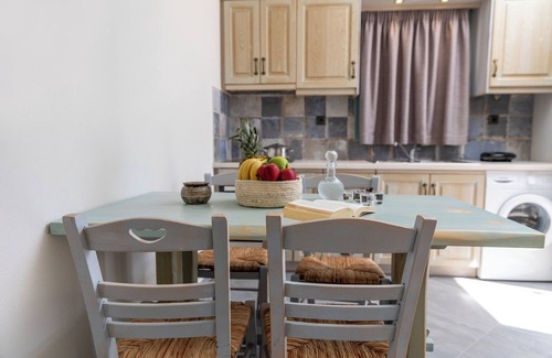 Naxos Apartment | Kozaki Apartment with Sea View - walk to Ligaridia Beach - Naxos
