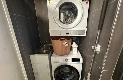 Blacktown Apartment | KozyGuru | Blacktown | 3 Bedroom APT