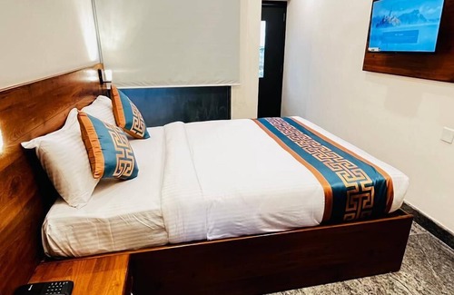 Sriperumbudur Hotel | Krishna's Inn