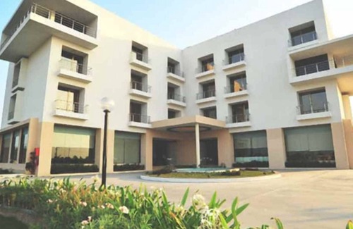 Sanand Hotel | KRSNA Lila By The Blues Hotels