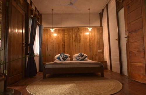 South Krui Bed & Breakfast | Krui Surfing