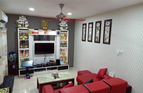 Kuala Selangor House | KS 88 Terrace Homestay 15Pax 4R2B nearby LotusTesco