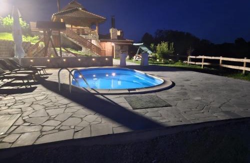 Pusca House | Kuća sa bazenom za odmor i domjenke MARIS